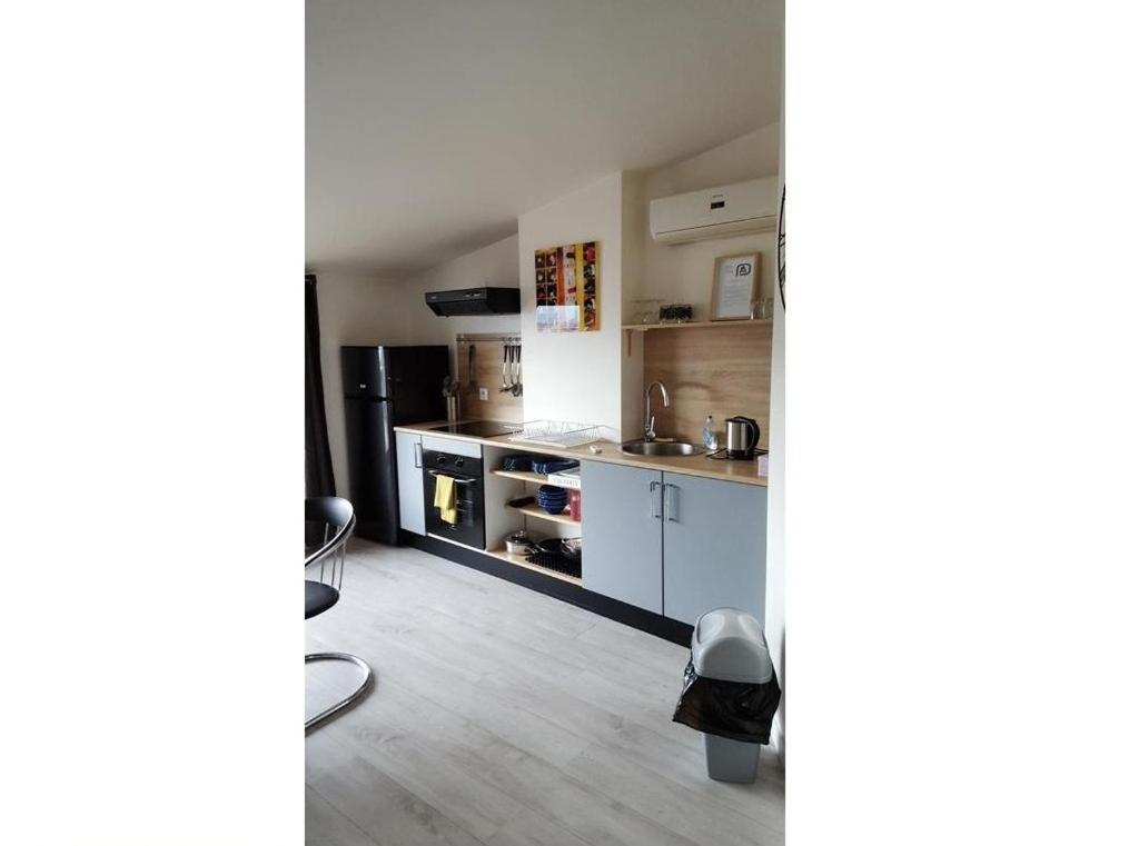 Appartshotels'De Ville Bourg-lès-Valence Zimmer foto