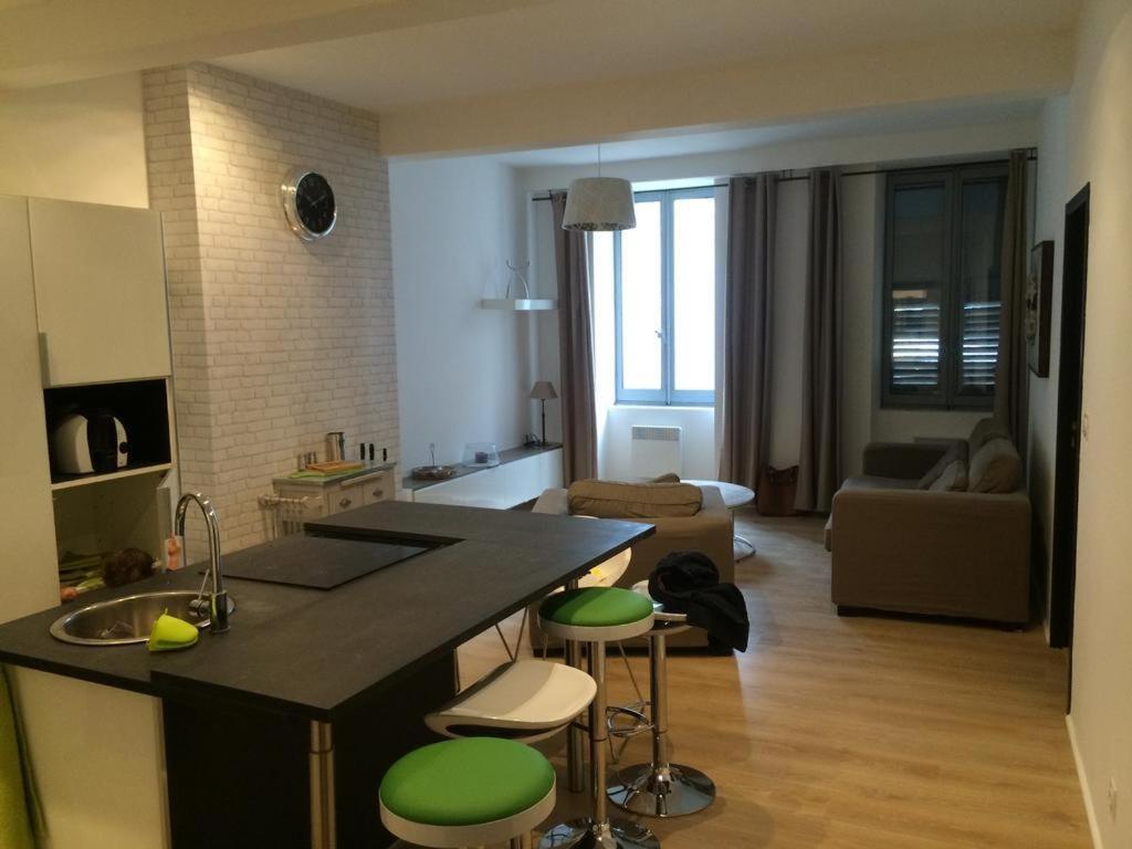 Appartshotels'De Ville Bourg-lès-Valence Zimmer foto