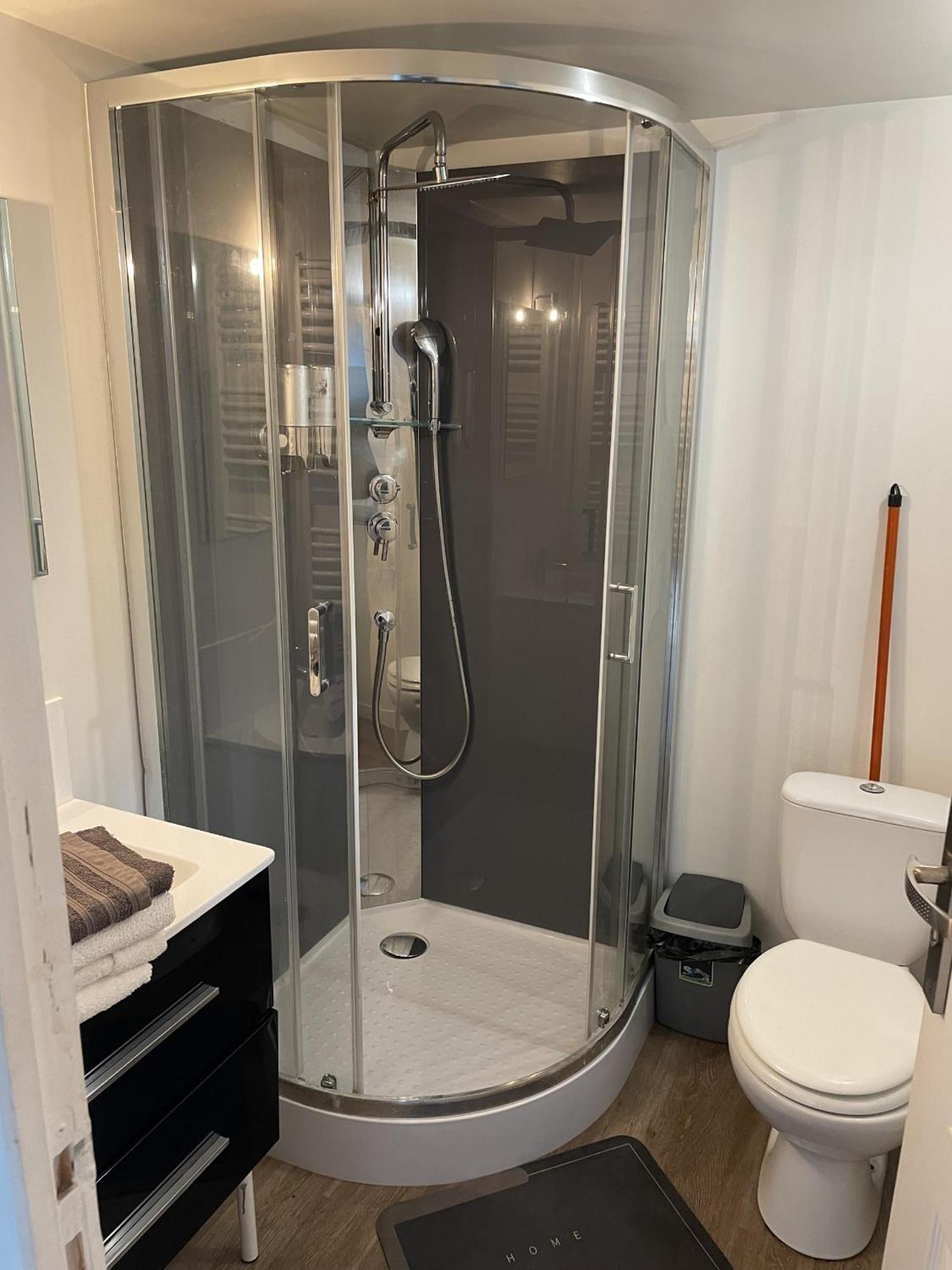 Appartshotels'De Ville Bourg-lès-Valence Zimmer foto